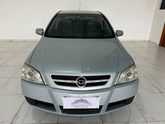 CHEVROLET ASTRA 2.0 MPFI ADVANTAGE SEDAN 8V FLEX 4P MANUAL CHEVROLET ASTRA 2.0 MPFI ADVANTAGE SEDAN 8V FLEX 4P MANUAL